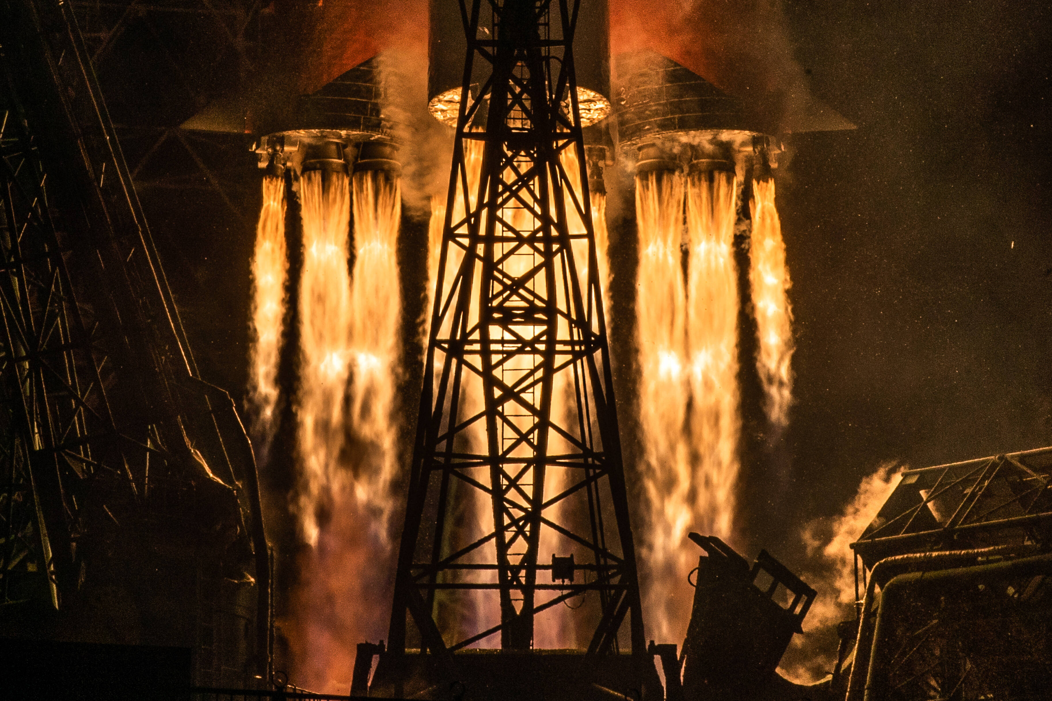 Russland schießt Spionagesatelliten ins All! Plant Putin jetzt eine Attacke aus dem Weltraum?