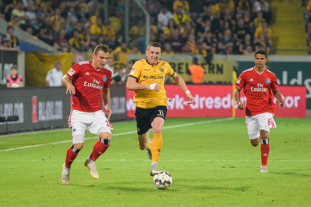 Bundesliga-Profi beim Klauen erwischt - Supermarkt erstattete Anzeige! Skandal um Ex-Kicker