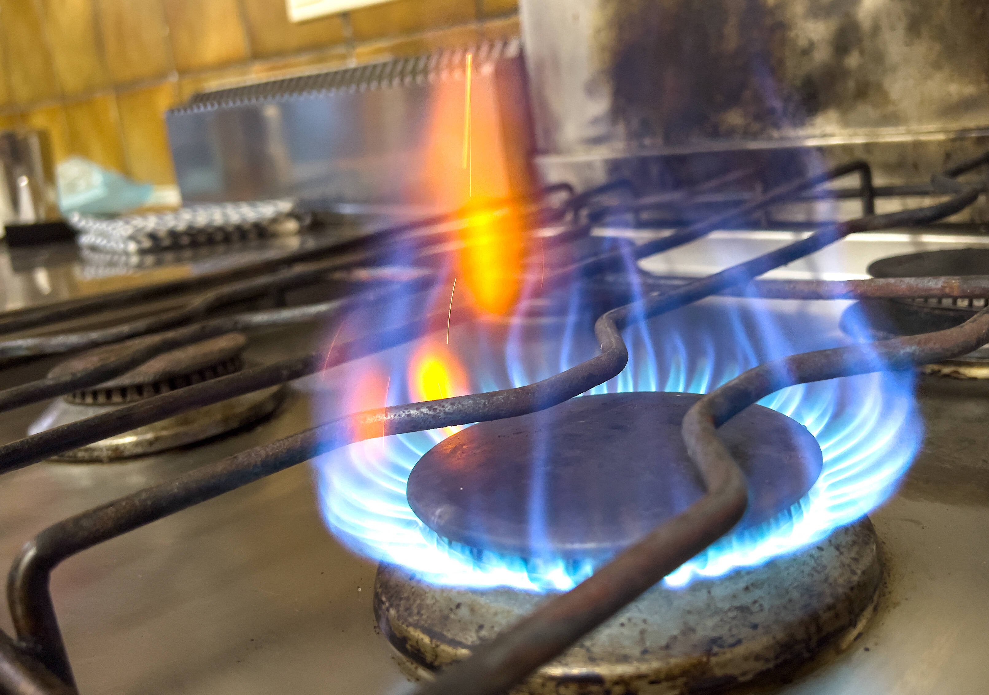 Deutsch Gasspeicher über 100% gefüllt! Gute Nachricht für den Winter - fallen jetzt die Preise?