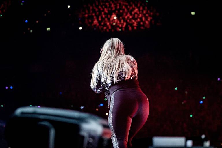 Beatrice Egli Nacktfotos für den Playboy? Fans wären begeistert!