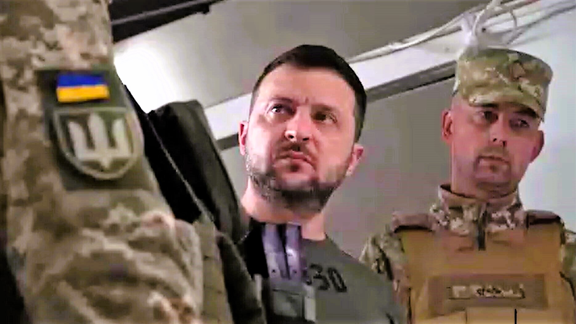 Eilmeldung! Selenskjy feuert ukrainischen Armee-Chef! Deutsche Offiziere scheinbar in Kiew dabei