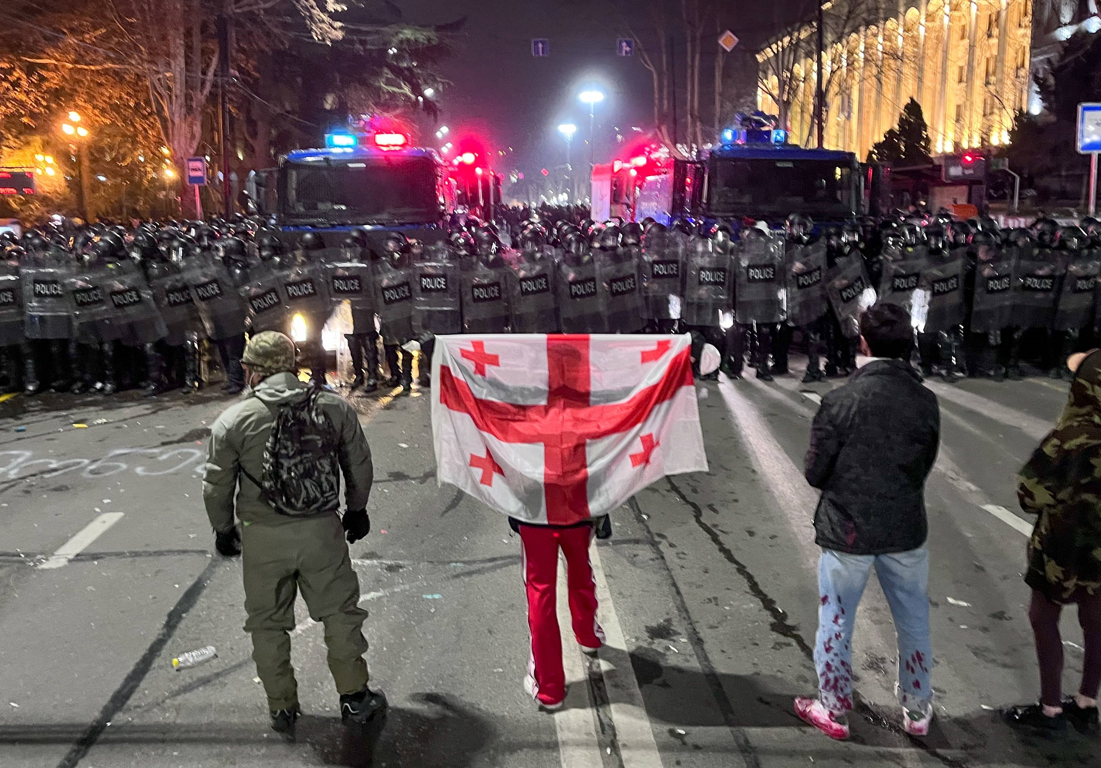 Aufstand gegen Putin! Präsidentin von Georgien legt Veto gegen Putin-Gesetz ein - Kann das Land sich aus den Klauen des Kremls befreien